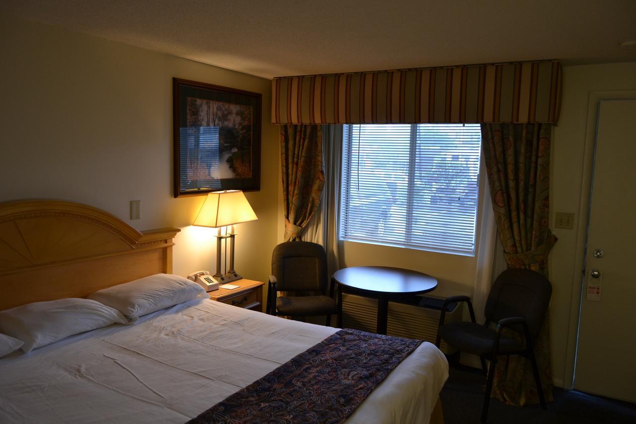 The Ship Motel Alexandria Bay Εξωτερικό φωτογραφία