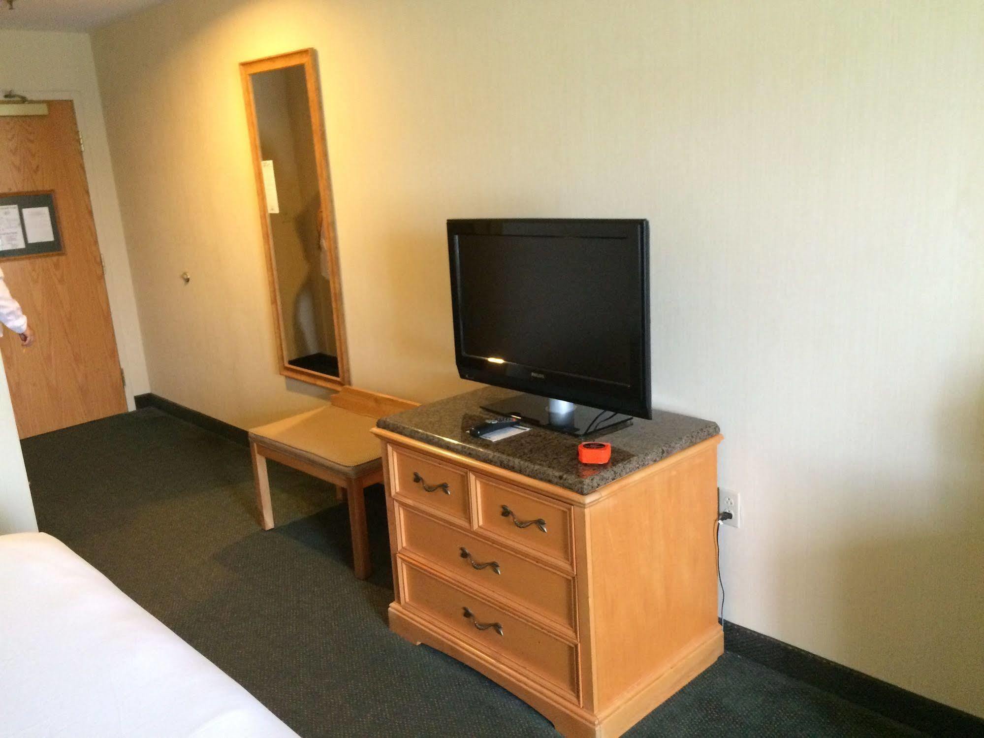 The Ship Motel Alexandria Bay Εξωτερικό φωτογραφία