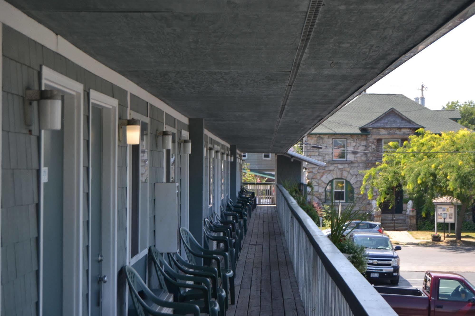 The Ship Motel Alexandria Bay Εξωτερικό φωτογραφία
